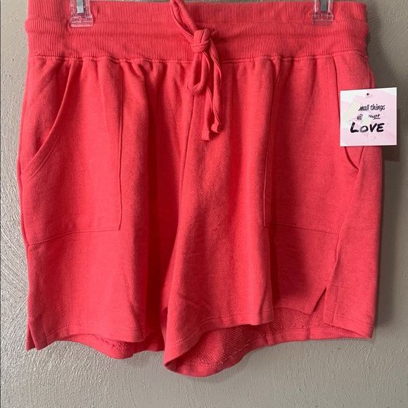 24. Activewear Bundle XL/1X croft & barrow Gray Knit Mini Skorts, Peach Shorts - Picture 4 of 6
